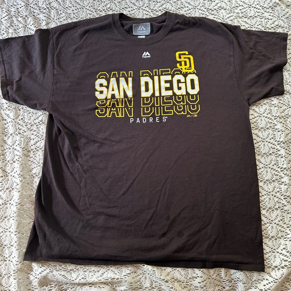 Vintage Majestic San Diego Padres T-Shirt XL